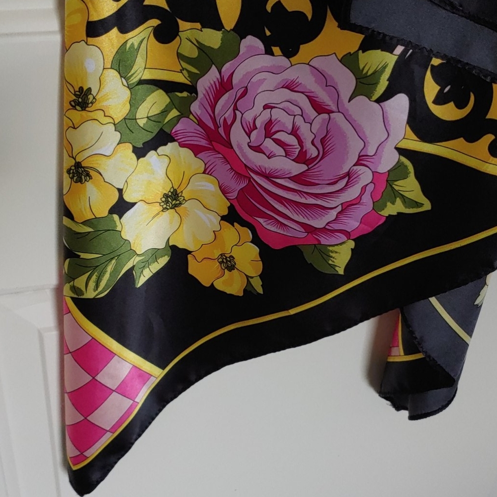 Dress - Picture 5 of 8